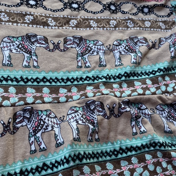 Cantata maxi skirt stretchy and comfortable. One size. - Picture 3 of 11